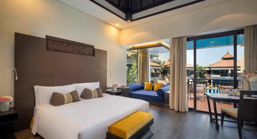 Deluxe Lagoon View Room