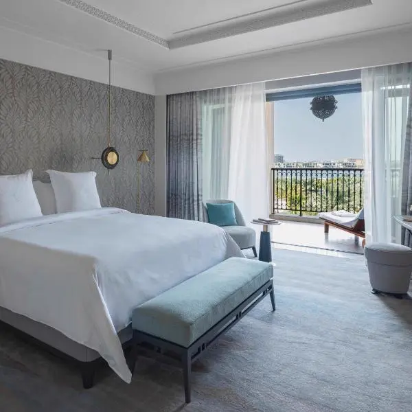 Jumeirah Sea-View Suite