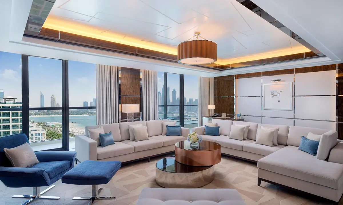 Royal Suite with Sea View and Balcony