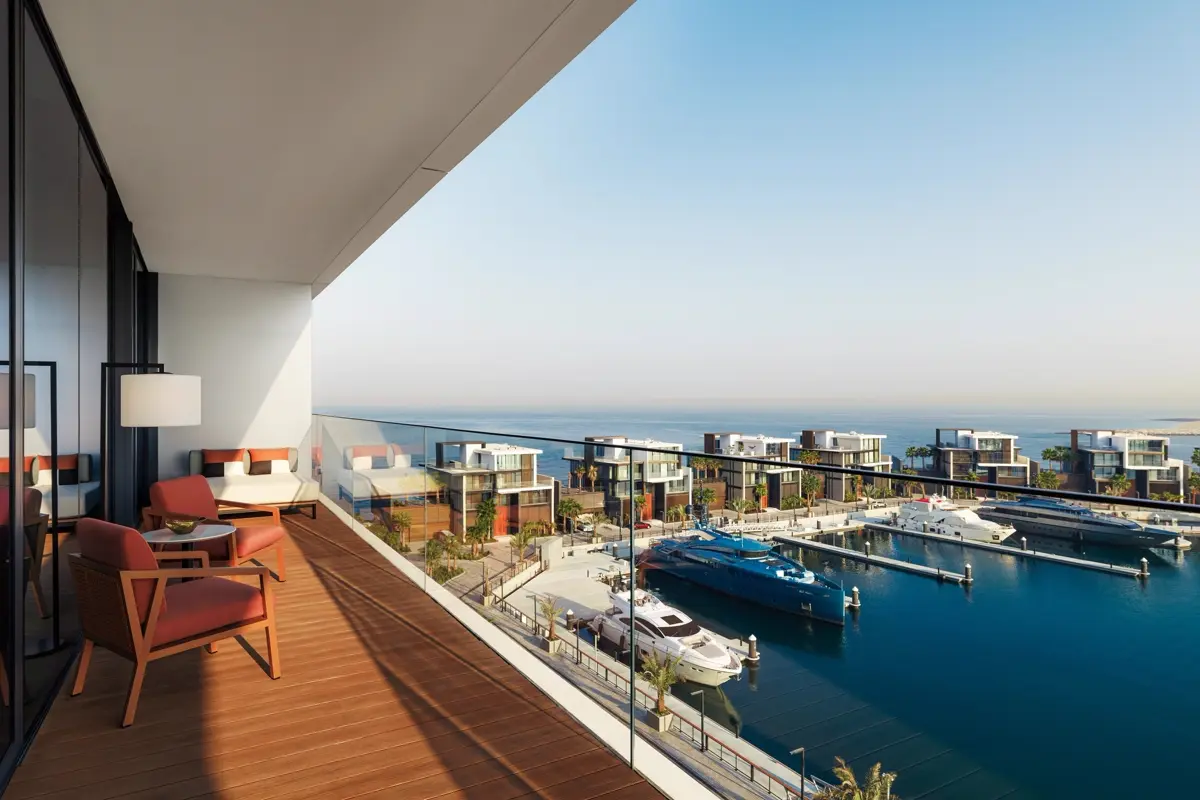 Marina Deluxe Suite