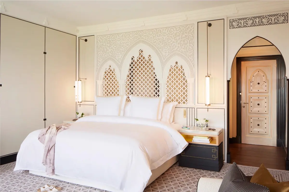 Arabian Club Room