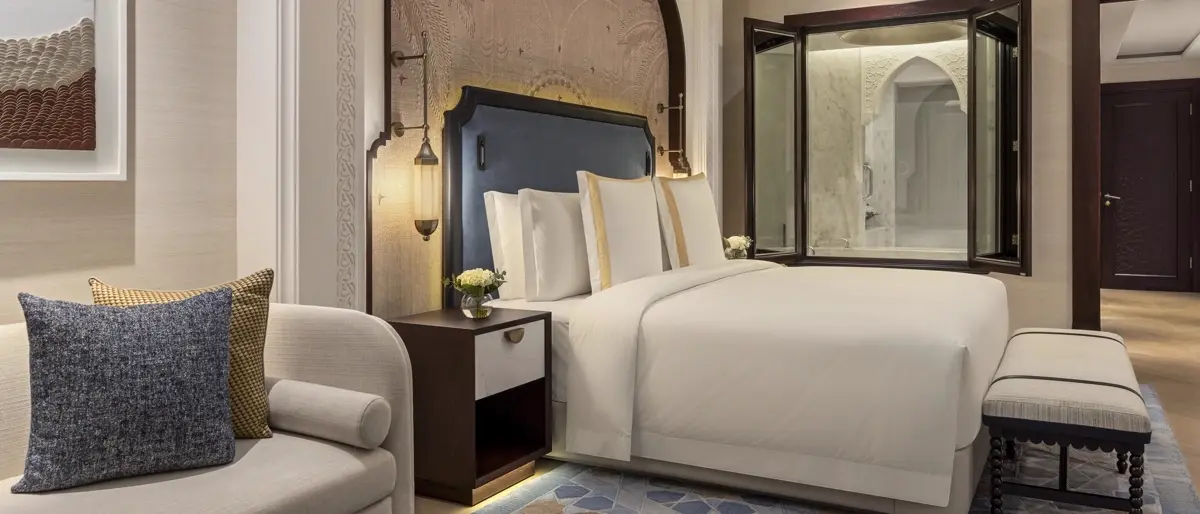 Deluxe Palm Room
