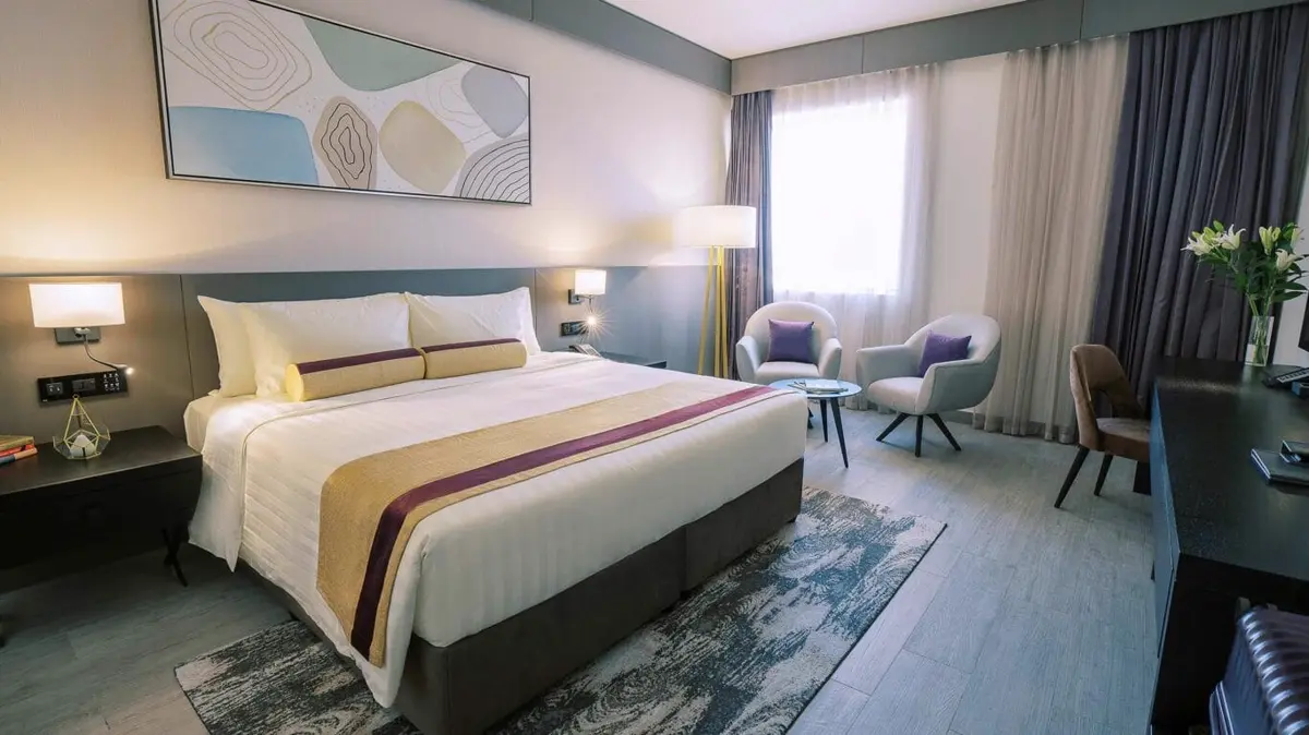 Deluxe King Room