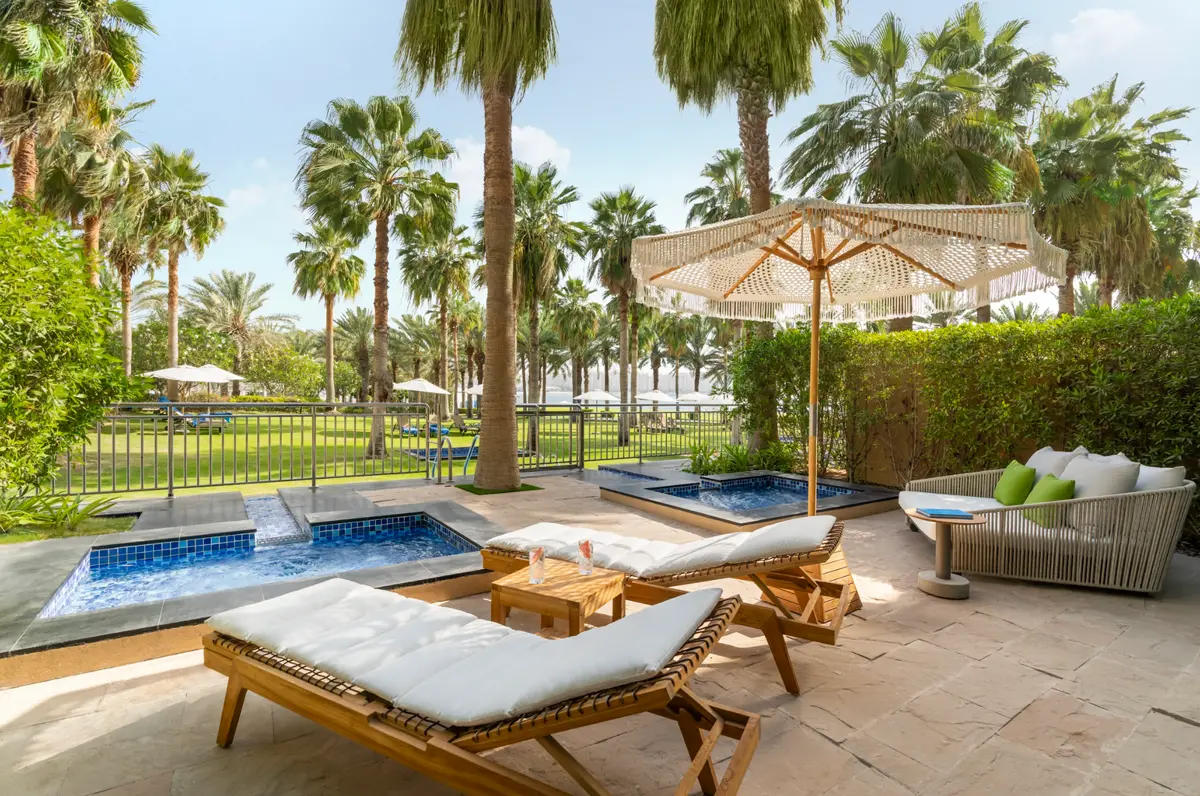 Wellness Room with Pool Access