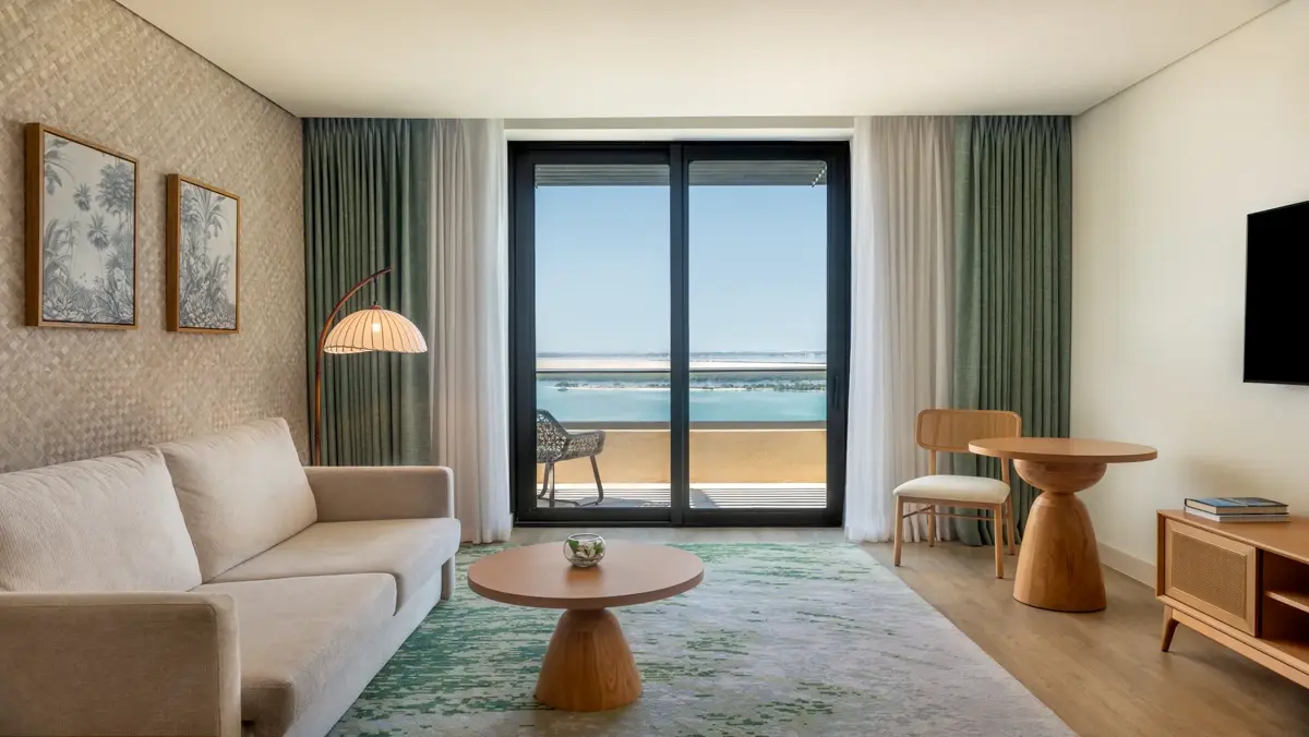 1 Bedroom Suite Sea View Balcony Theme Park Access
